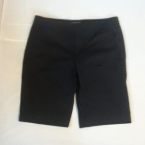 EUC Banana Republic Avalon short